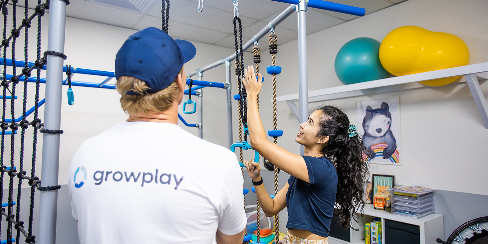 Occupational Therapist explains the benefits of monkey bars for child development