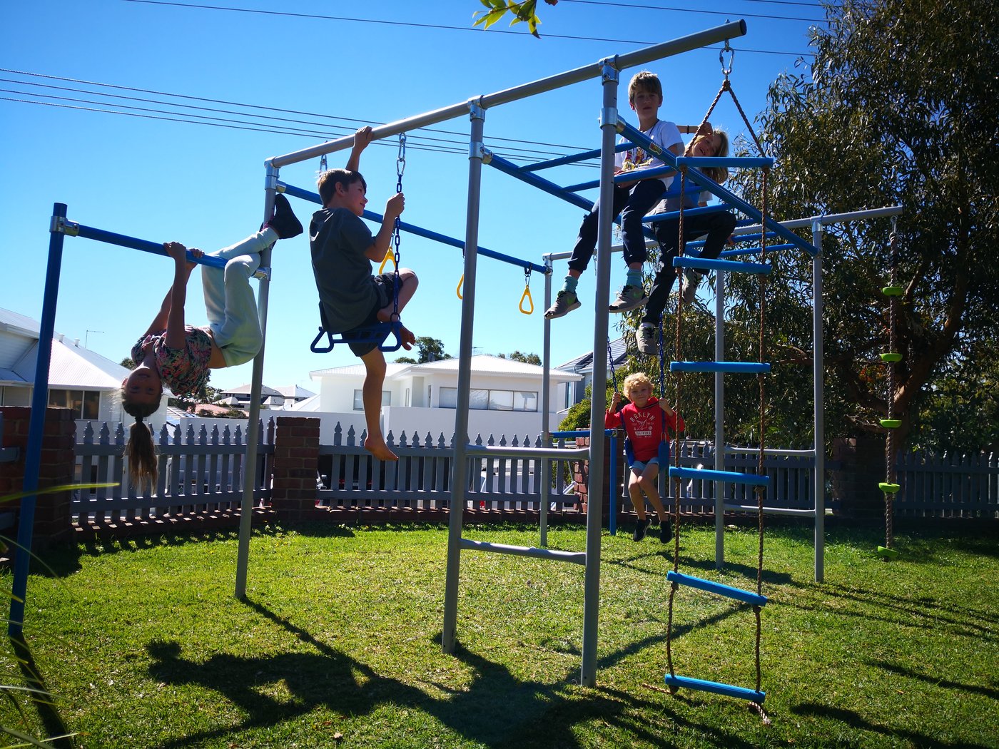 Why You Should Invest in Monkey Bars for Your Kids - Growplay