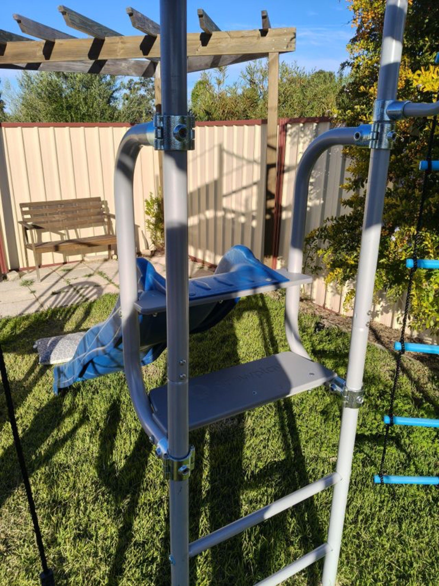 02 Slide Mount
