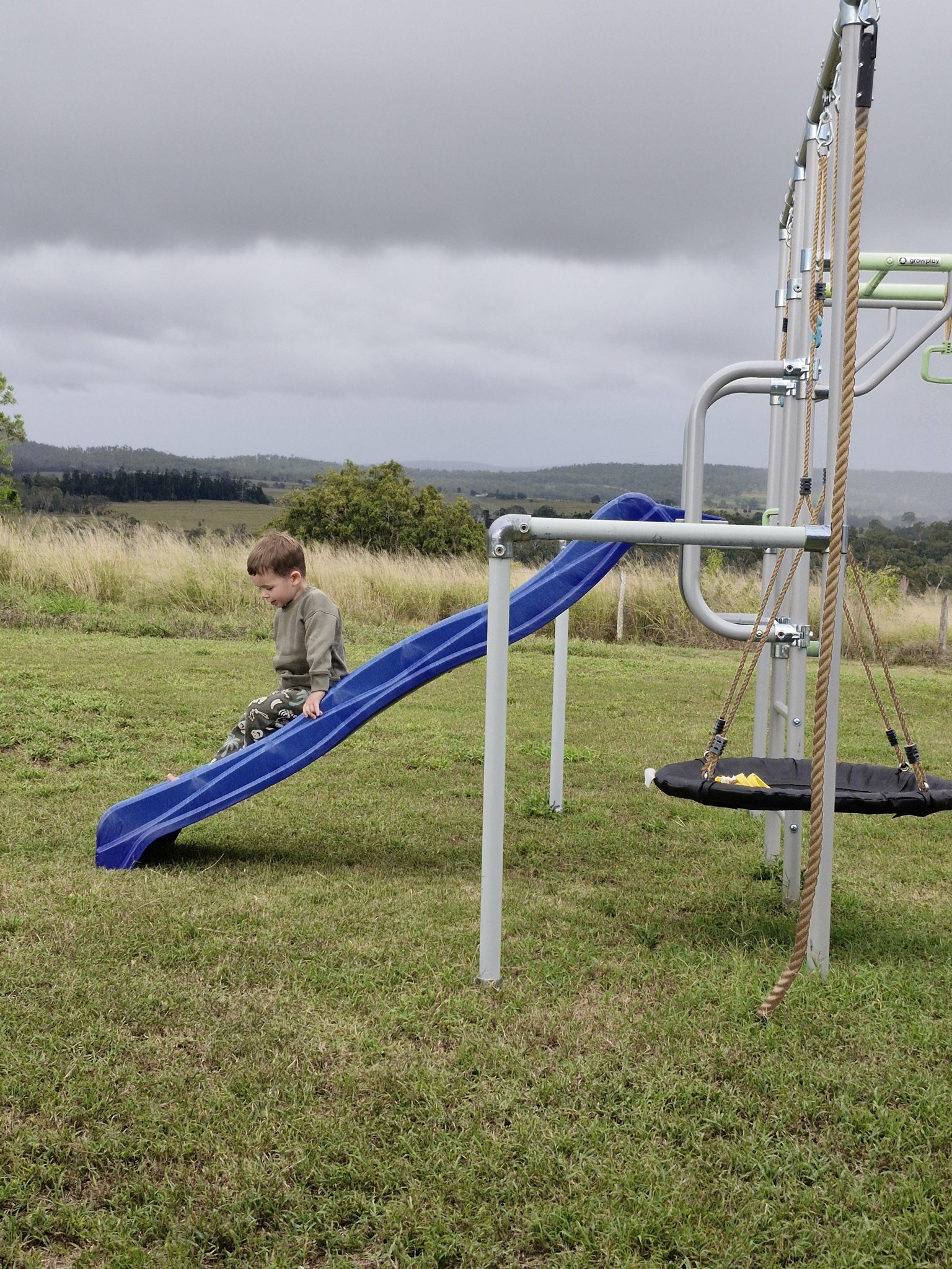 03-Slide-Mount