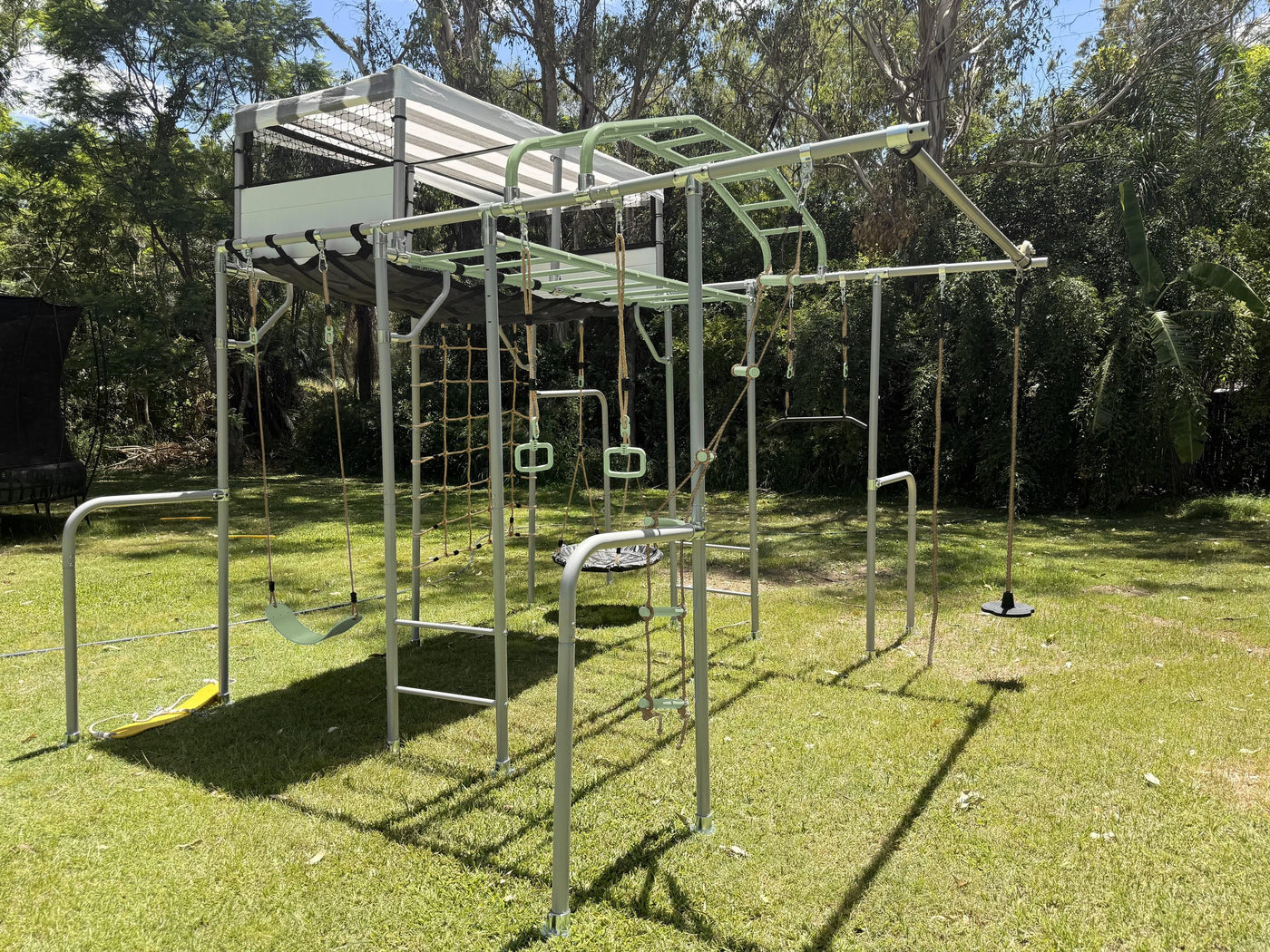 Growplay XL and Cubby Monkey Bars Green